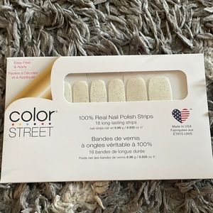 Color Street “Undercover”